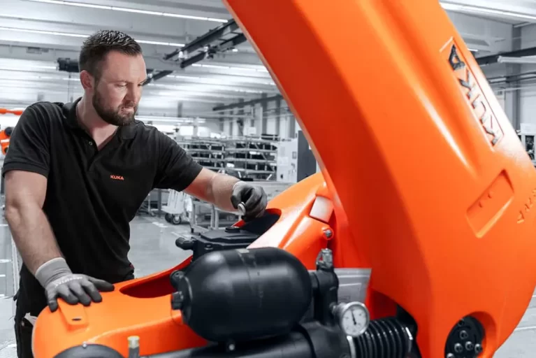 kuka-robot-bakim-servis14