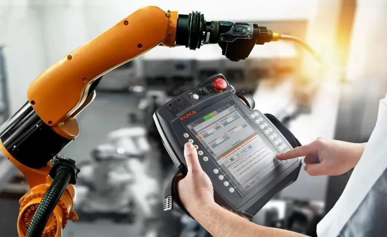 kuka-robot-bakim-servis7